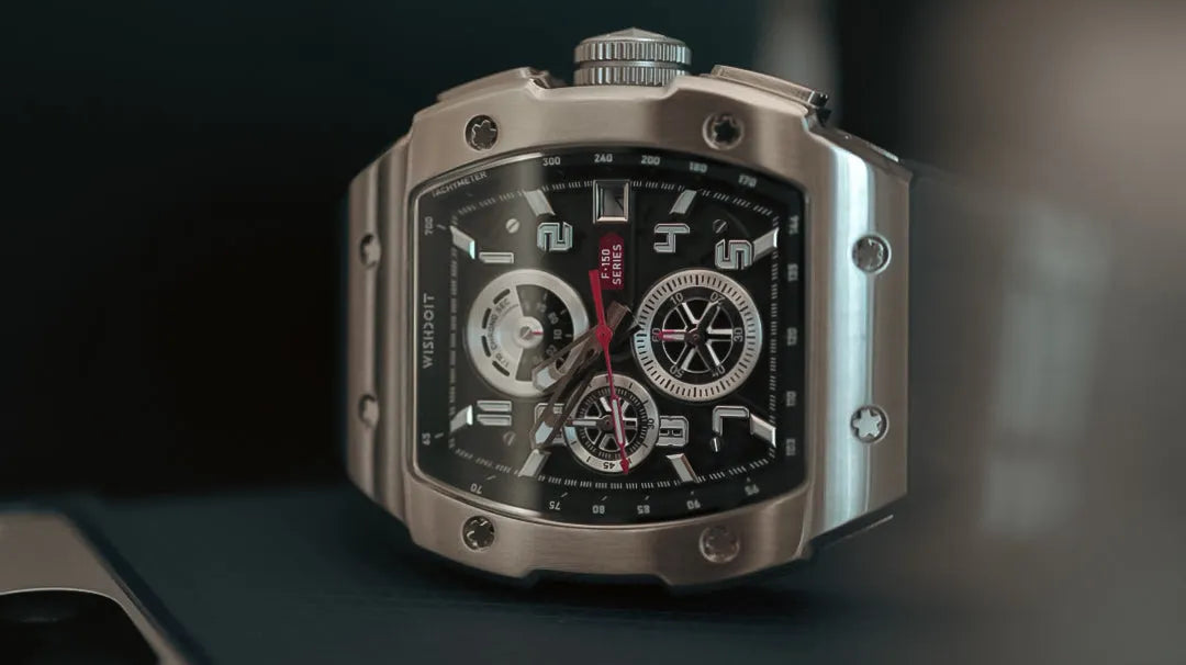 From Office to Adventure: Men's Mechanical Field Watches for Versatile Fashion