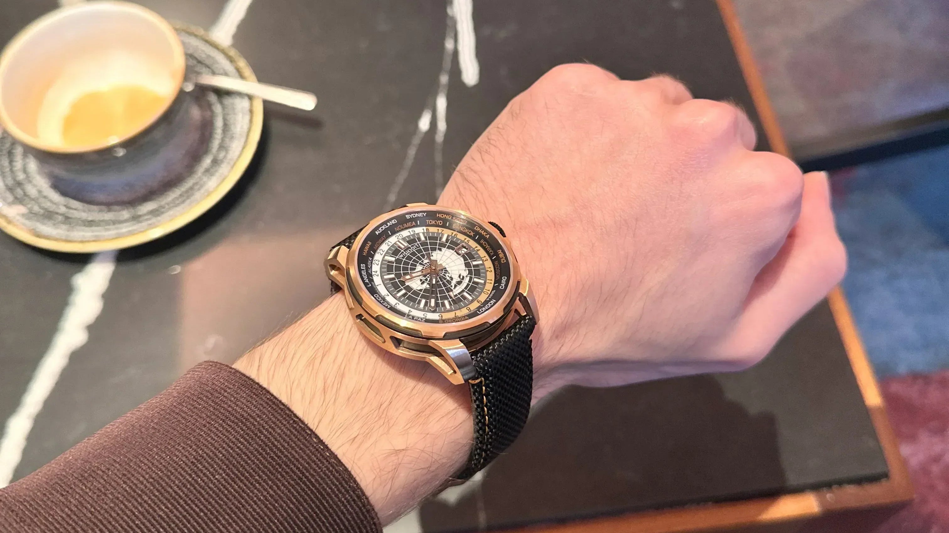 Will Your Watch Survive the Freeze? The Cold Truth About Winter Timekeeping