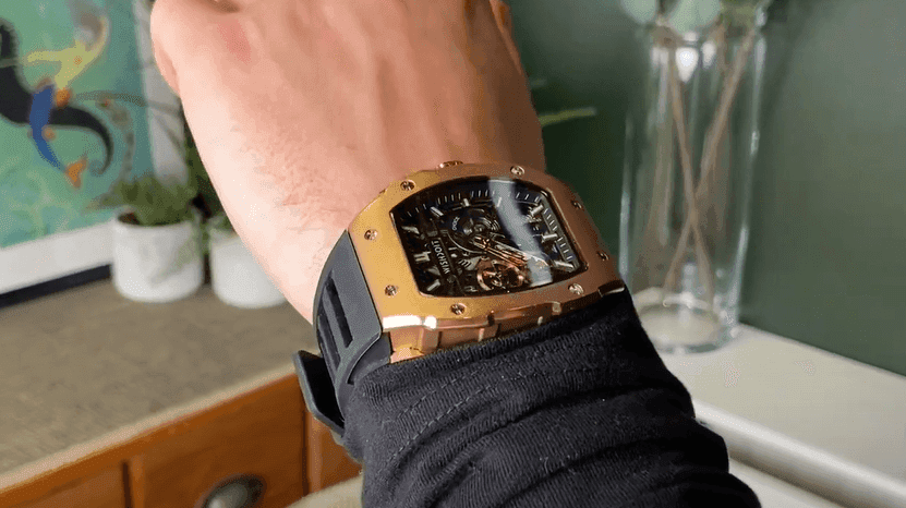 The Hidden Rule of Mechanical Watches: Avoid These Hours to Save Your Movement