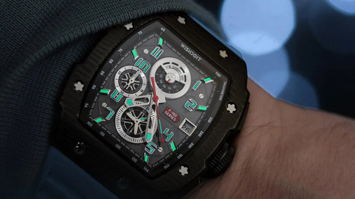 Vintage Vibes: Nostalgic Watch Trends That Are Back in Style Wishdoit Watches