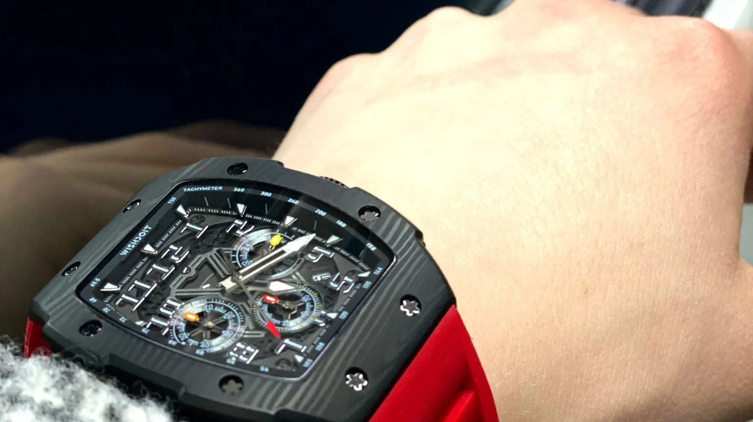 A quartz watch and a chronograph, which one do you choose? - Wishdoit Watches