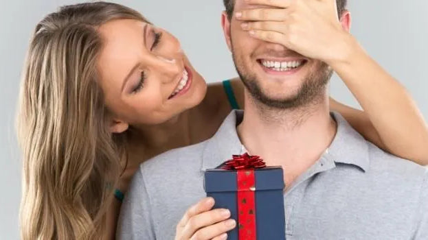 Some Ideas and Tips for You to Choose a Gift - Wishdoit Watches