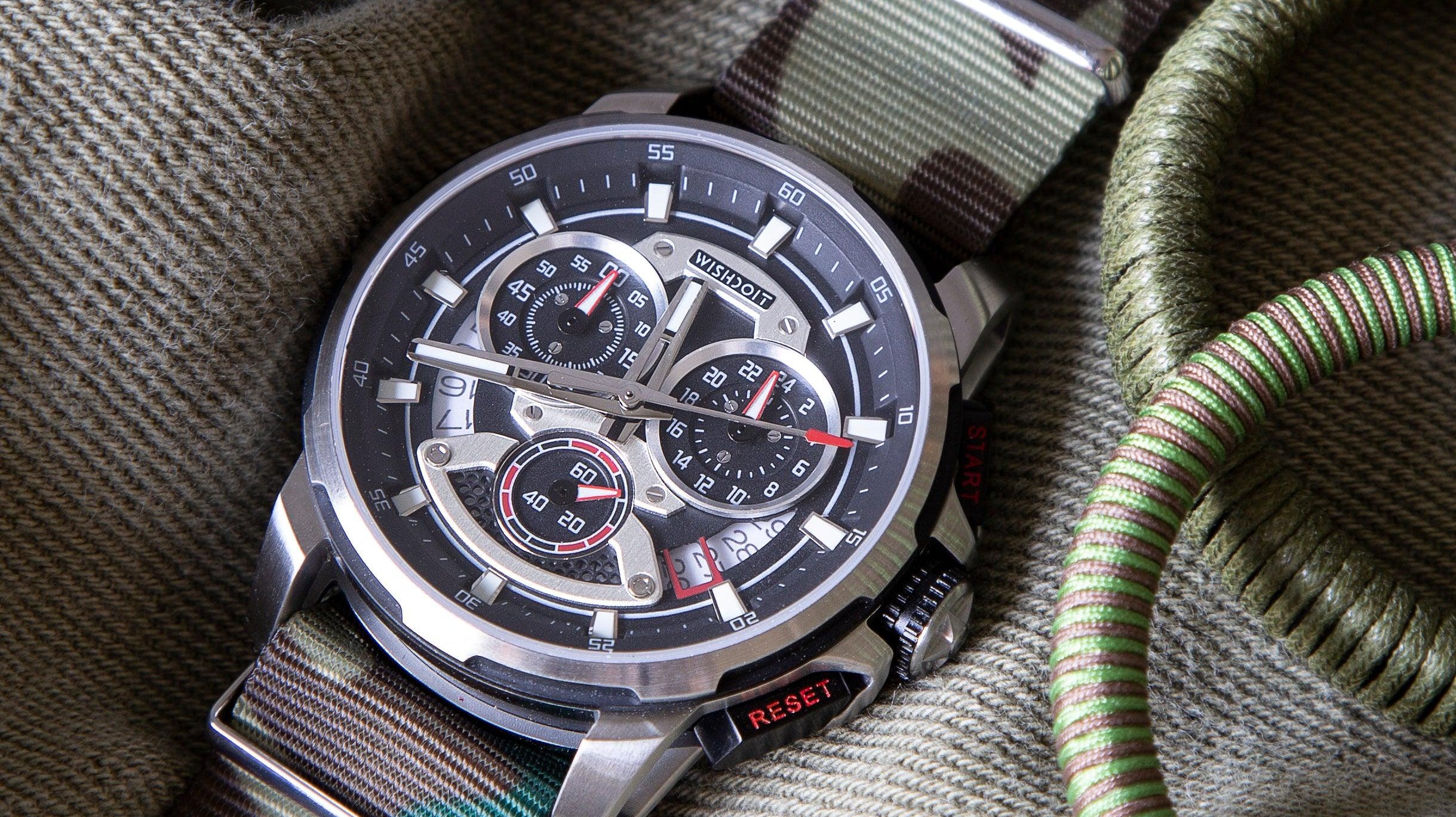 A Quick Guide to Seiko's VK63 and VK64 Chronograph Movements Wishdoit Watches