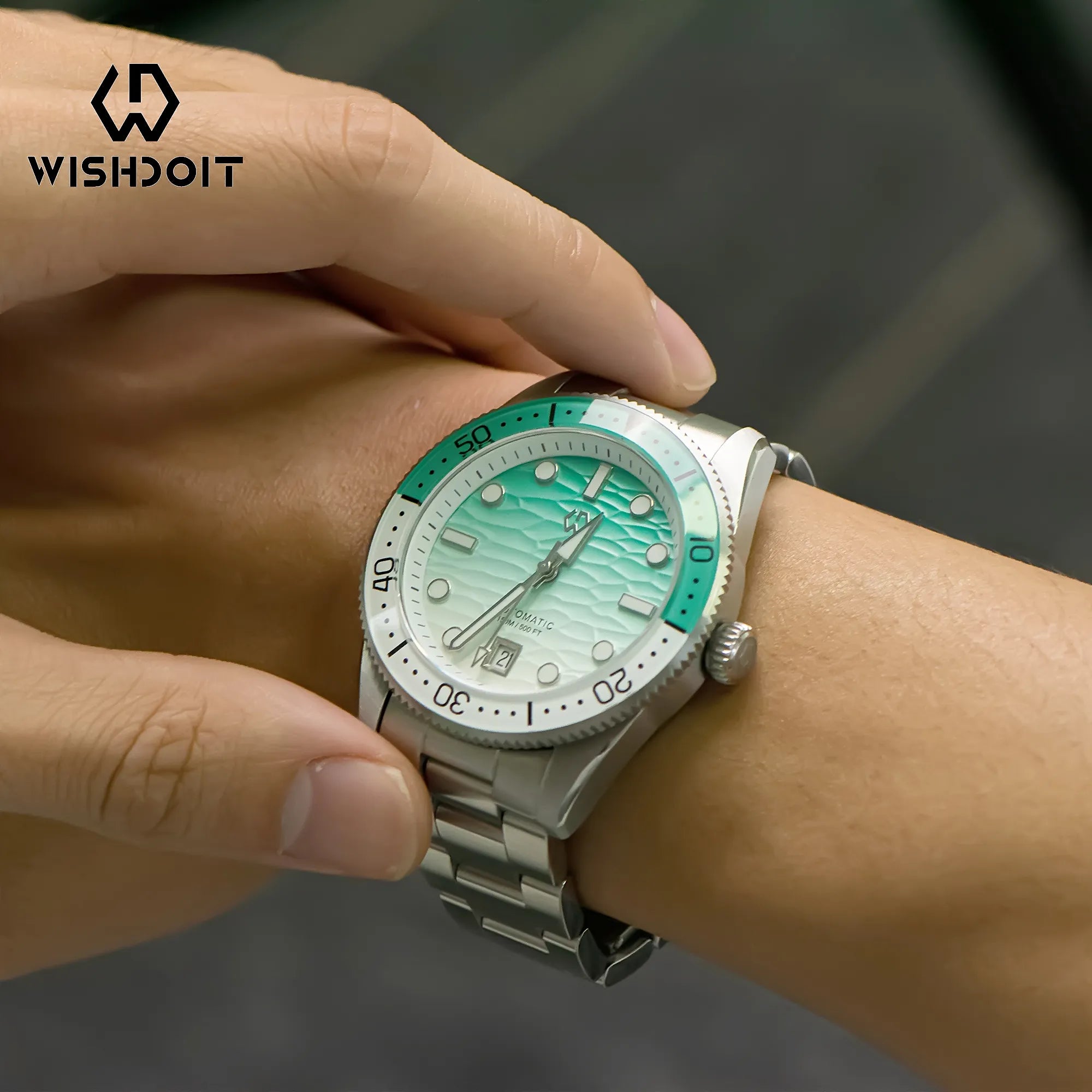 Wishdoit Watches Round Affordable tidewave Automatic diver watch with gradient wave | 316L Stainless Steel|green