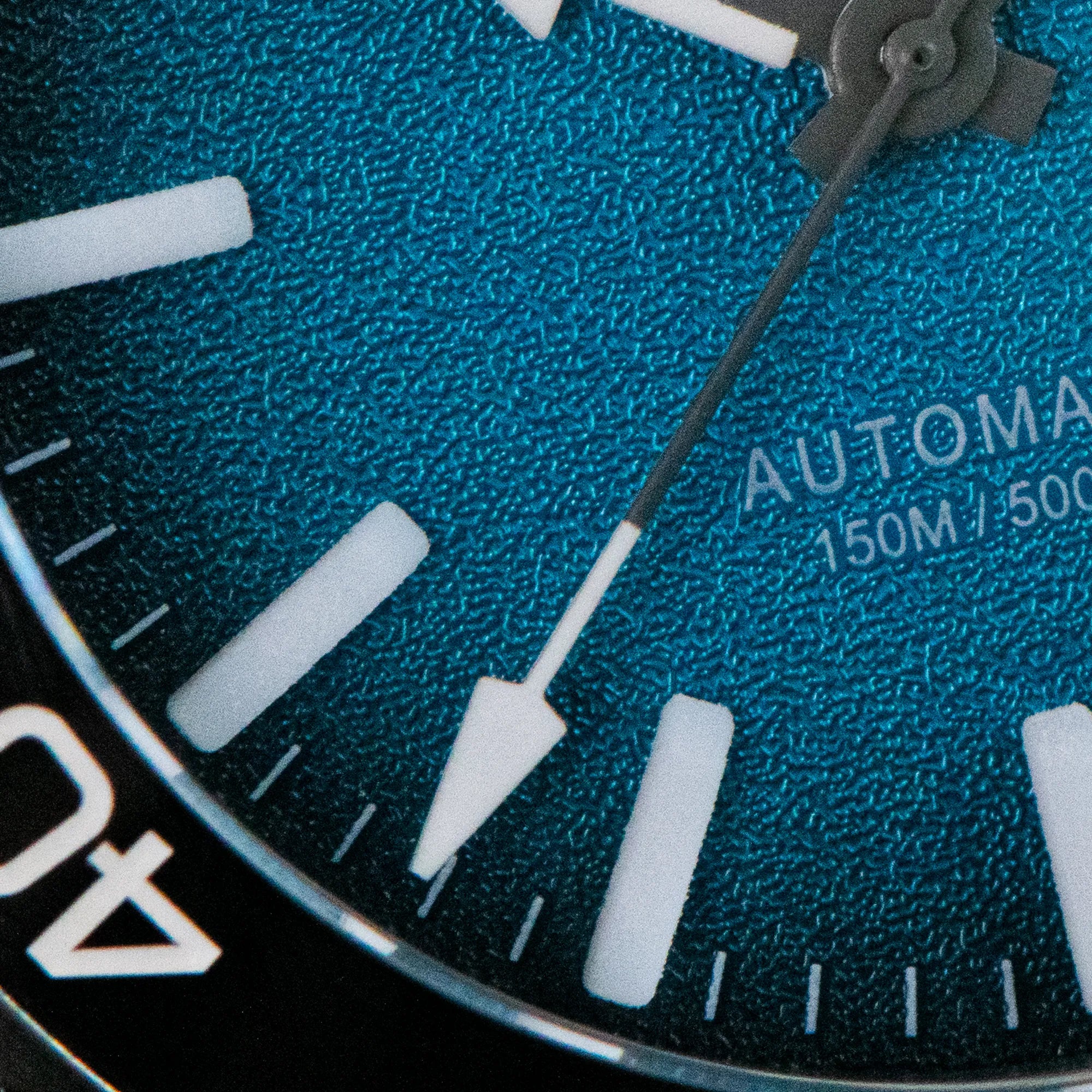 Wishdoit Watches Round Affordable aqua storm Automatic diver watch with 3D luminous needles ceramic bezel |316L Stainless Steel|light blue