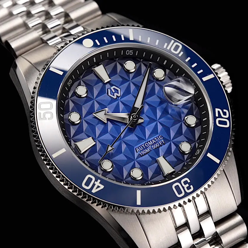 Discover the Nereus Facet automatic diver watch, inspired by underwater light. Featuring a geometric dial, 3D luminous, and 150M ATM with H.K PT5000 Movement,WSD9027:AA,