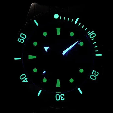 Discover the Nereus Facet automatic diver watch, inspired by underwater light. Featuring a geometric dial, 3D luminous, and 150M ATM with H.K PT5000 Movement,WSD9027:AC,