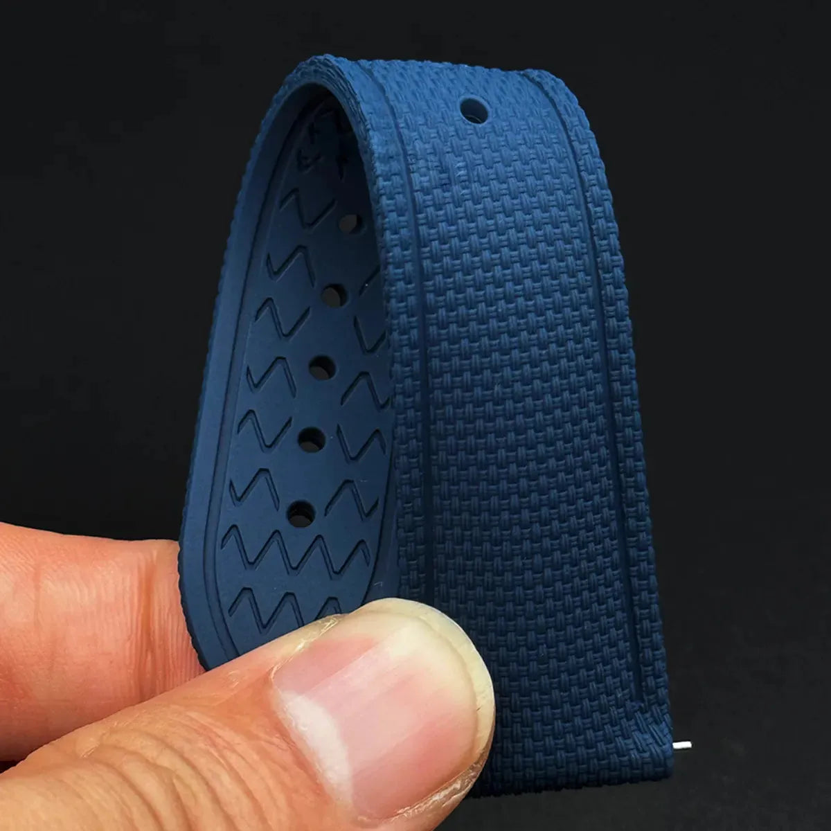 New Blue Fluoro Rubber Dive Watch Strap 20mm for Divers wishdoit watches