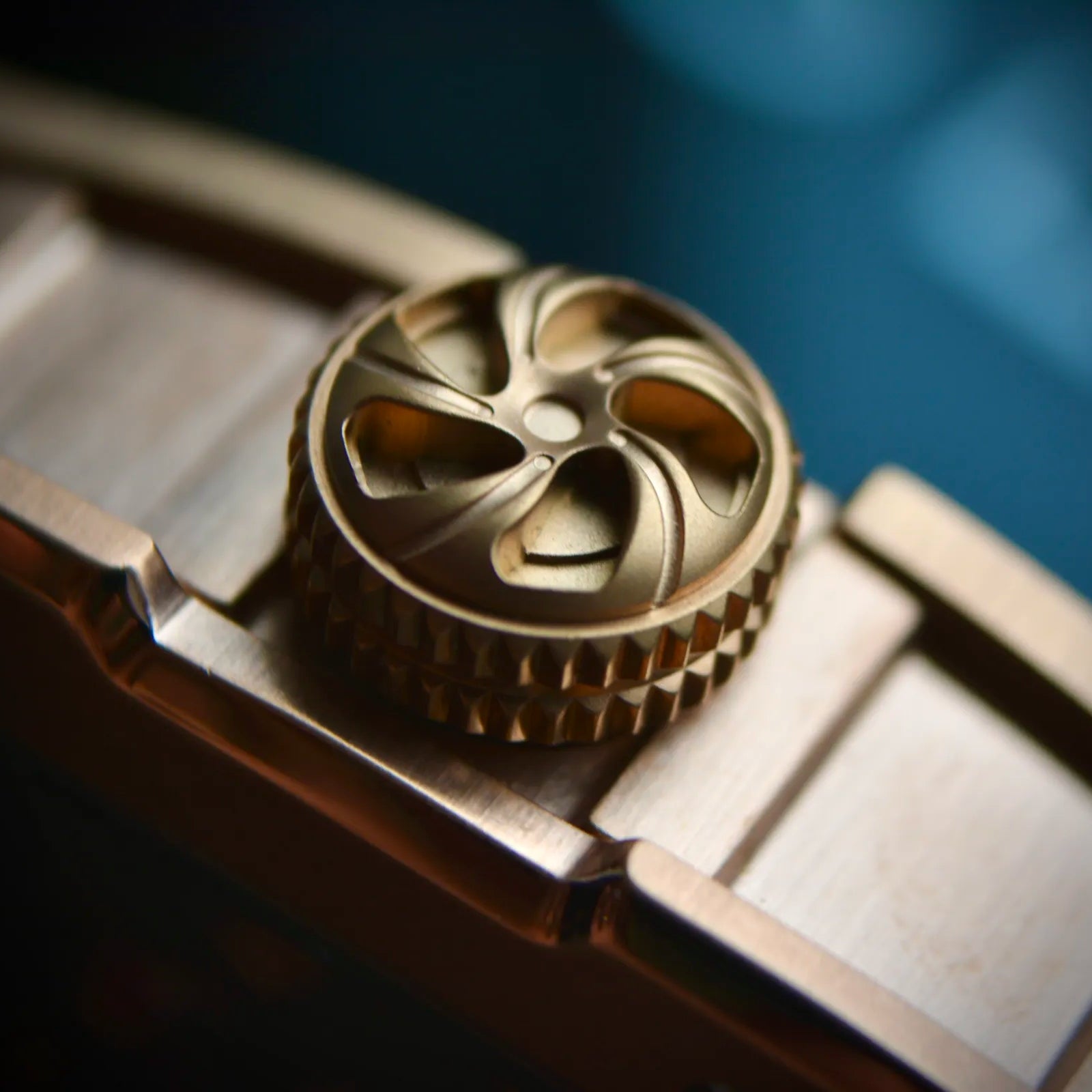 PIRATE-Captain Kidd Tonneau Skeleton Mechaical Watch