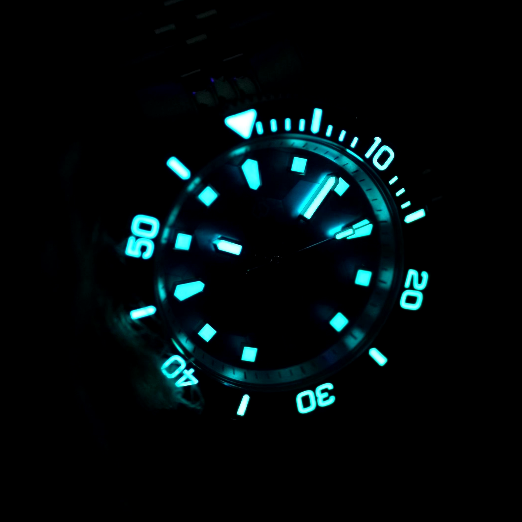 Triton Prism Automatic Diver – Iridescent Ocean Edition with Mother-of-Pearl Dial,WSD9032:AA,