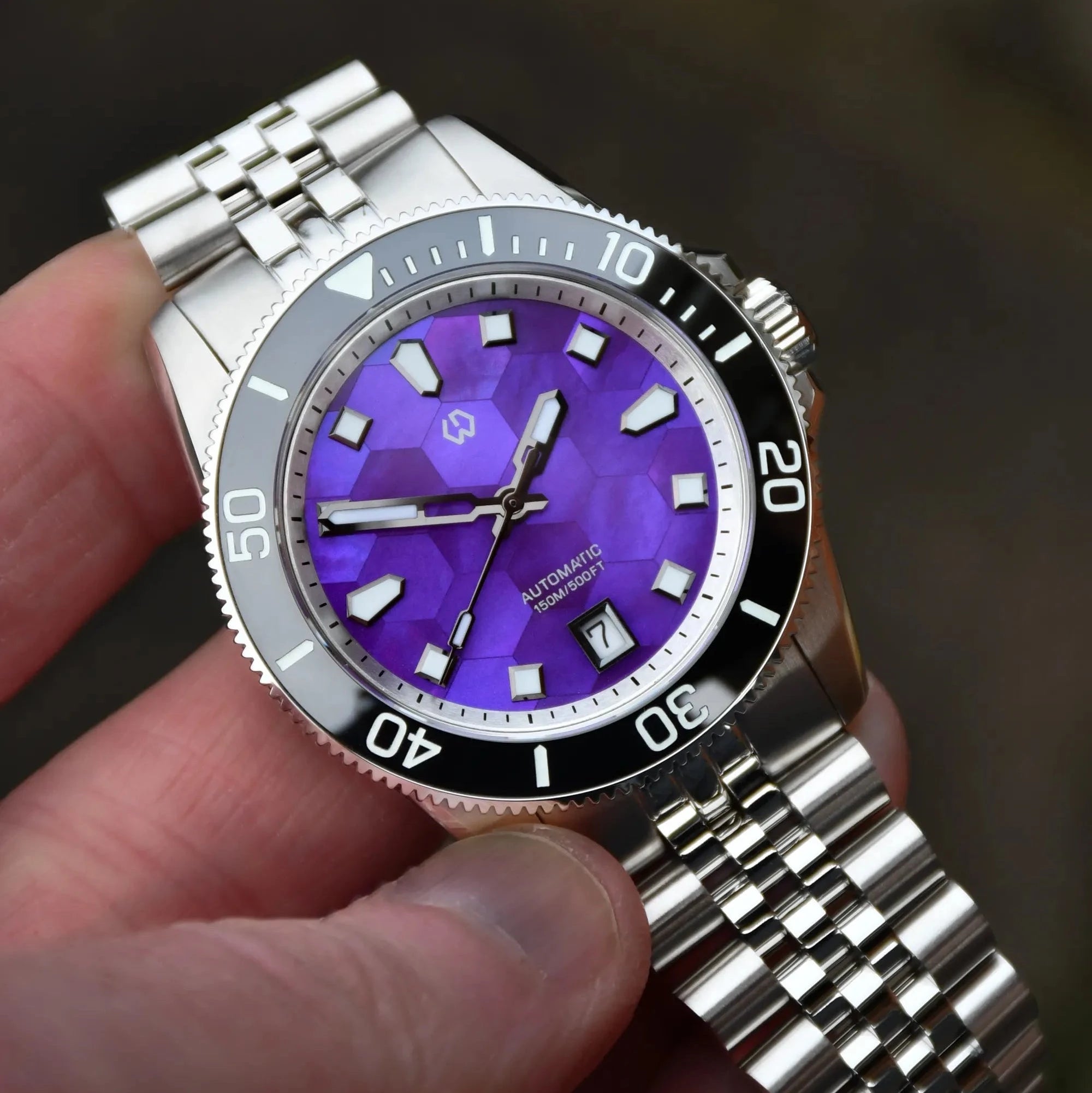 Wishdoit Triton Prism Automatic Diver – Iridescent Ocean Edition. A unique men’s dive watch with mother-of-pearl dial, automatic movement, and 150m water resistance,WSD9032:AA,