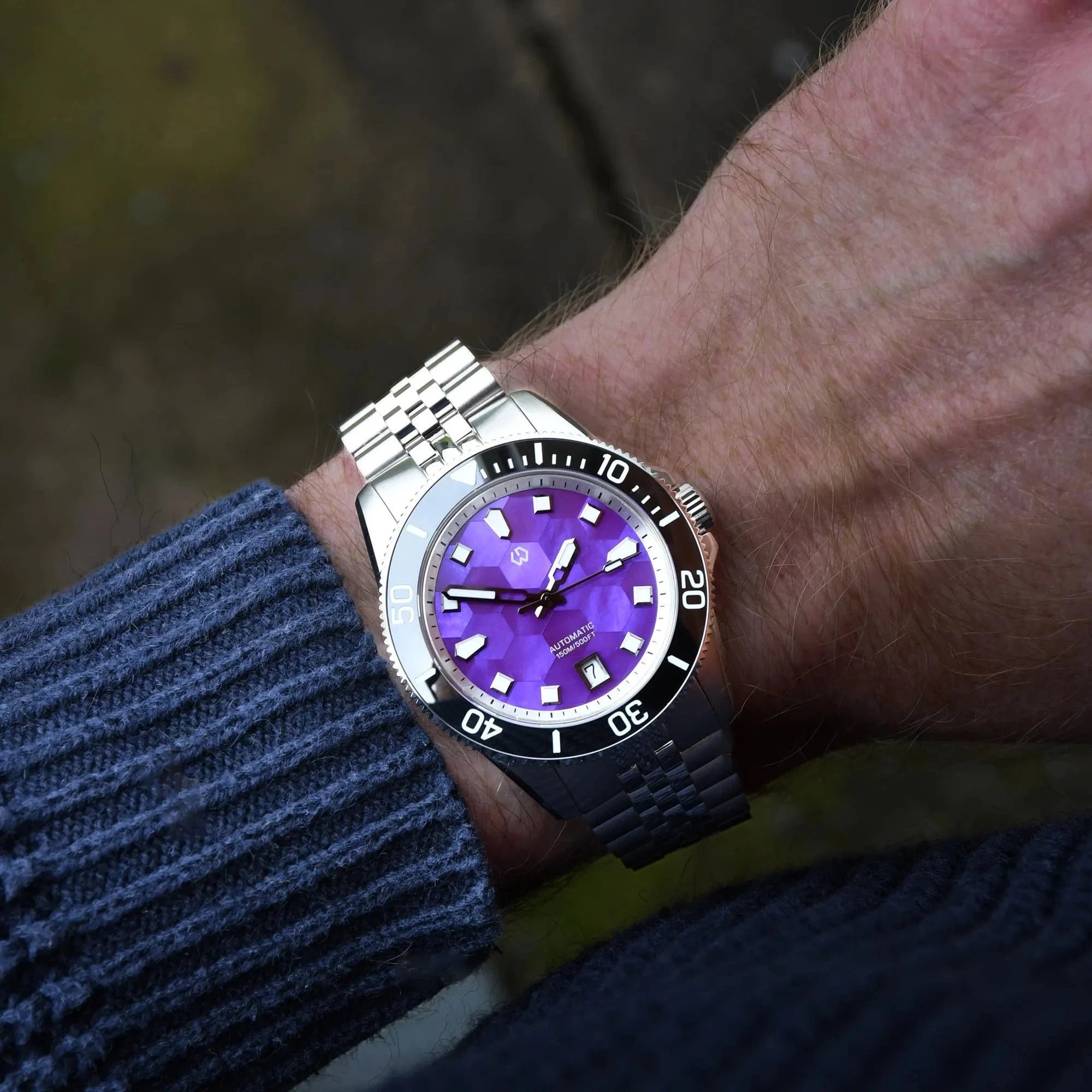 Wishdoit Triton Prism Automatic Diver – Iridescent Ocean Edition. A unique men’s dive watch with mother-of-pearl dial, automatic movement, and 150m water resistance,WSD9032:AA,