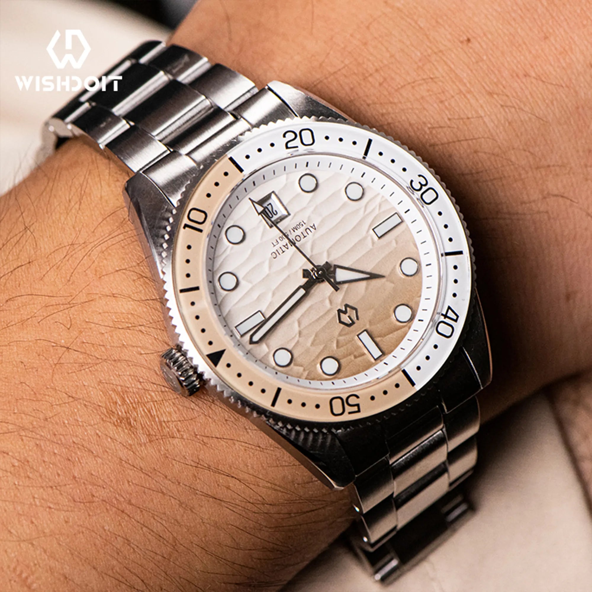 Do You Know the Basic Functions of a Diving Watch? A Diving Watch Is More Than Just a Watch.