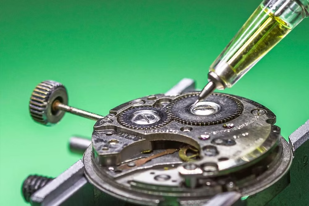 The Invisible Art: How Much Oil Does a Watch Movement Really Need?