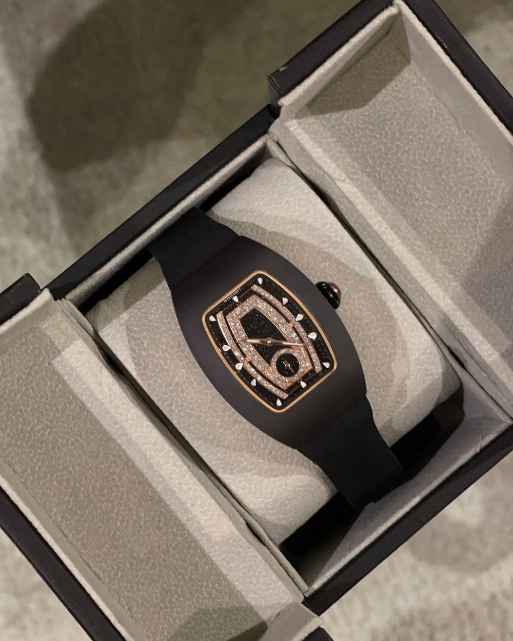 Watch Wearing & Maintenance Guide: 10 Essential Tips to Preserve Your Timepiece