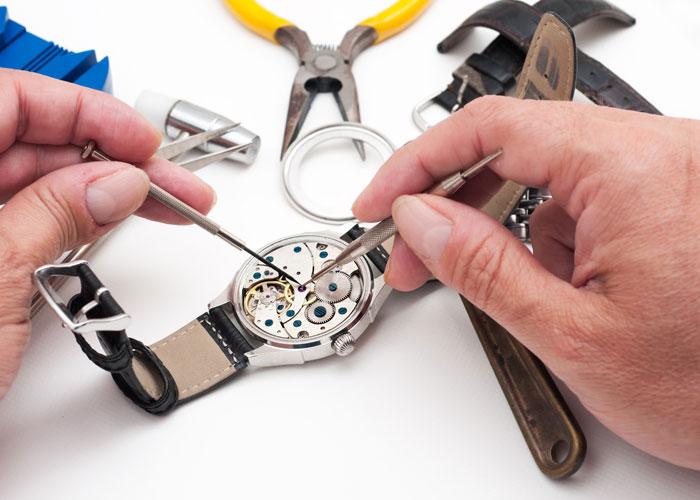Dead Quartz Watch? Here’s How to Diagnose and Revive It – WISHDOIT Watches