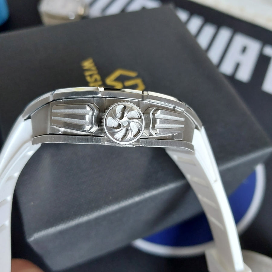 A Beginner’s Guide to Mechanical Watches: How to Wind and Use Them Properly