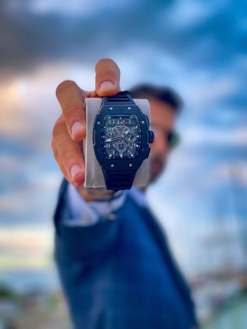 Marking the Moment: Thoughtful Watches in Eid Gifts