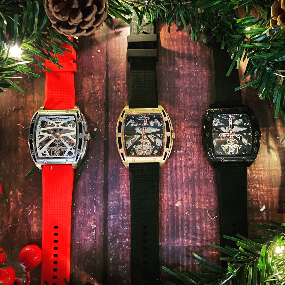 The distinctive pirate watch of 2021: one of the most worthy gifts for Christmas - Wishdoit Watches